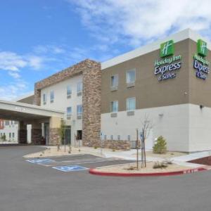 Holiday Inn Express & Suites Williams