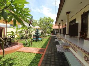 Frangipani Homestay, Benoa