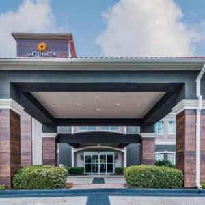 La Quinta Inn & Suites by Wyndham Tomball