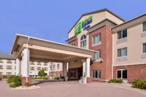 Holiday Inn Express & Suites Emporia Northwest, Emporia