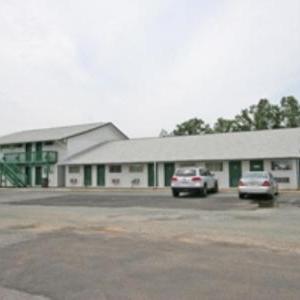 Spotsylvania Hotels Deals At The 1 Hotel In Va Lake Anna Lodge