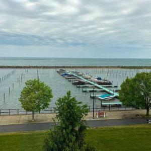 Clarion Hotel Conference Center on Lake Erie