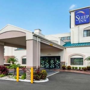 Hotels near Dade City Armory - SPOT X Hotel Tampa - Wesley Chapel by The Red Collection