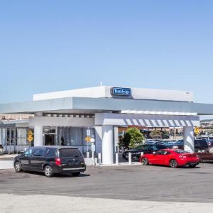 Hotels near The State Room San Francisco - Travelodge San Francisco Airport North
