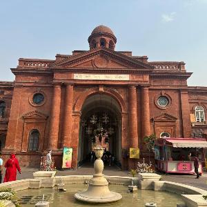 NAPTAPGO - Japanese Premium POD Hotel - 10 Mins Walk From Golden Temple