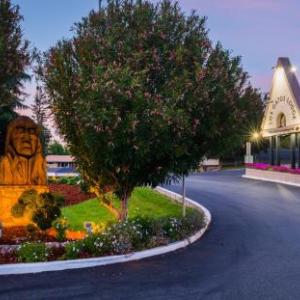 Los Gatos Lodge