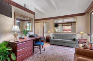 Dinah's Garden Hotel, Palo Alto