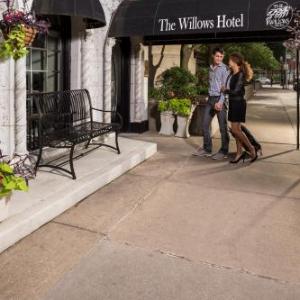 The Willows Hotel