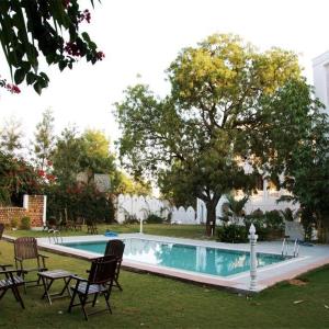 Hotel Sirsi Haveli
