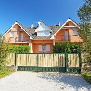 Holiday Home Balaton H2053