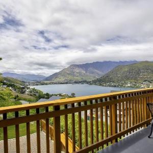 Wonderful On Woodlands - Family friendly home