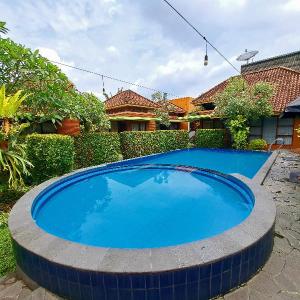 Rumput Hotel Resort & Resto