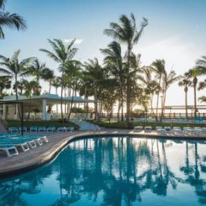 ZeyZey Miami Hotels - Hotel Riu Plaza Miami Beach