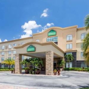 Wingate by Wyndham Convention Ctr Closest Universal Orlando