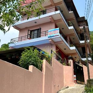 Lake Forest Guest House