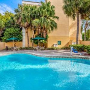 La Quinta Inn & Suites by Wyndham Miami Lakes