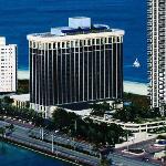 Miami Beach Resort & Spa