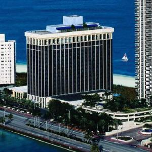 Hotels near LIV Nightclub - Miami Beach Resort & Spa
