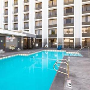 Heritage Theatre Campbell Hotels - Holiday Inn San Jose - Silicon Valley an IHG Hotel