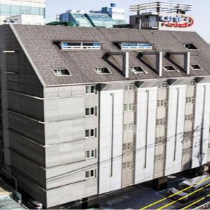 Hotel H