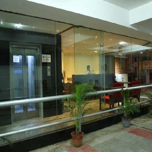 Hotel SPR Inn