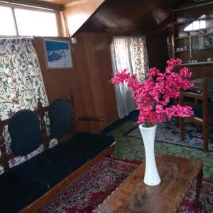 New Bombay Heritage Group of Houseboats