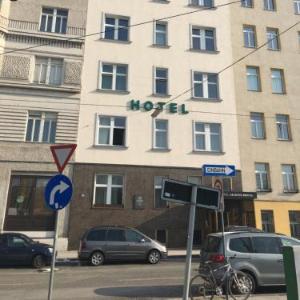 Hotels near SIMM City Vienna - Hotel Goldene Spinne