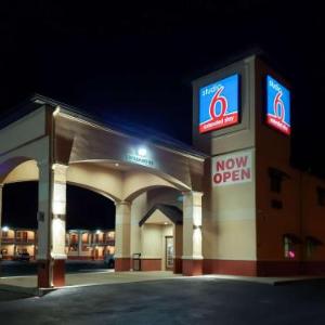 Hotels near Wagner Noel Performing Arts Center - Studio 6 Odessa Tx