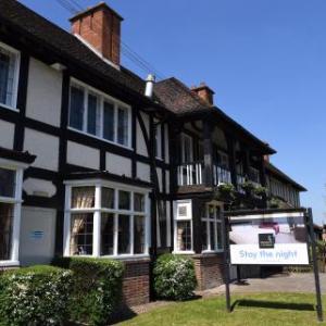 Hotels near Sixways Stadium Worcester - Crown Droitwich by Marston's Inns