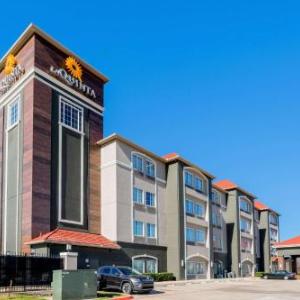 Choctaw Stadium Hotels - La Quinta Inn & Suites by Wyndham Fort Worth Eastchase