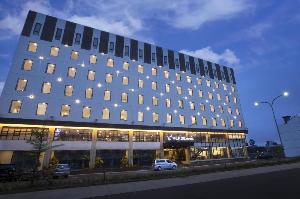 Verse Hotel Cirebon, Cirebon
