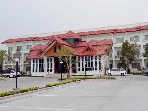 Silayok Grand Hotel, Tak