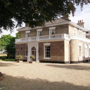 Dunedin Country House