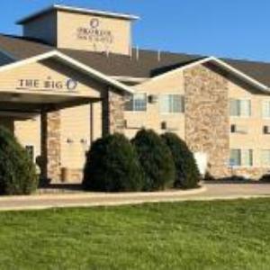 Okoboji Inn & Suites