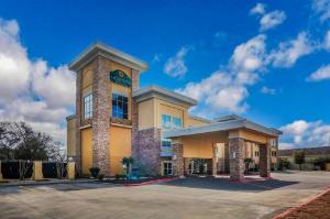 La Quinta by Wyndham Beeville, Beeville