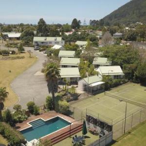 Whitianga Waterways Hotels - Pauanui Pines Motor Lodge