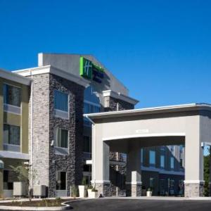 Holiday Inn Express and Suites Carlisle Harrisburg