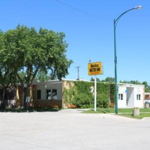 Winkler Arena Hotels - Manitou Motor Inn