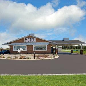 Sturgis Hotels Deals At The 1 Hotel In Mi American Inn Sturgis