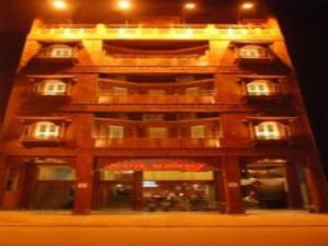 Hotel Malik Residency, Kanpur