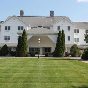 Michiana Event Center Hotels - Farmstead Inn and Conference Center