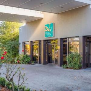 Hotel Elms Christchurch an Ascend Collection Hotel
