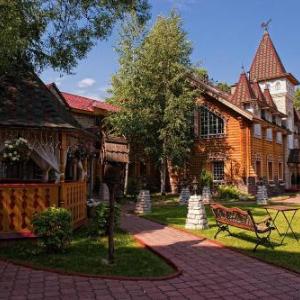 Tsarskoe Podvoriye - Imperial Village Hotel comlex