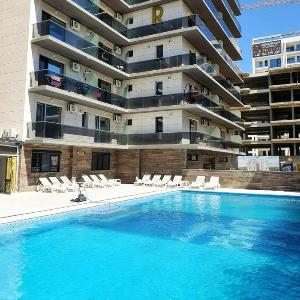 303 B1 ALMAR LUXURY RESIDENCE-Renting Apartments & Free Pool
