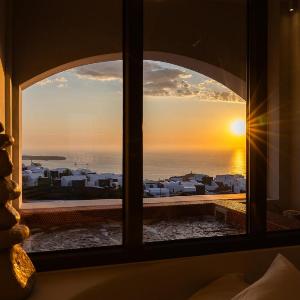 Niabelon Suites - Private Jacuzzi Sunset View