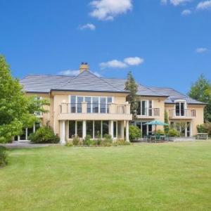 Arcadia Estate