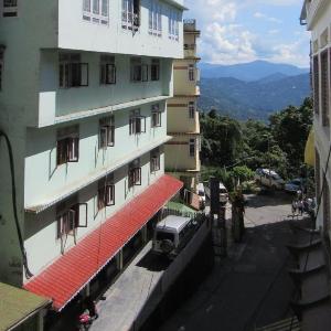KG Tusheta - 200 mtrs from MG Marg