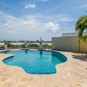 5BR Villa Vista with Exclusive Pool by Bocobay