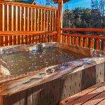 Charlie Brown's Cabin・Hot Tub・Game Room・Community Pool + Mini Golf