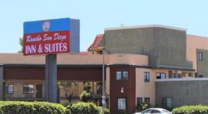 SureStay Plus Hotel by Best Western El Cajon, El Cajon
